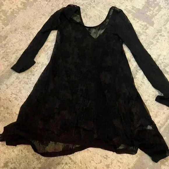 Illa Illa Sheer Top or Dress. Vintage and sheek! Small. - Picture 2 of 3